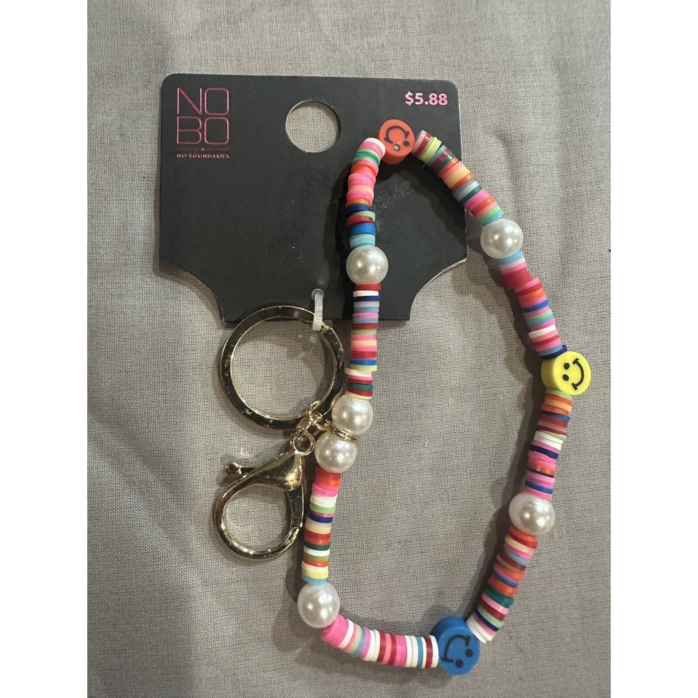 NWT No Boundaries Beaded Boho Wristlet Smiley Keychain Goldtone Multicolor